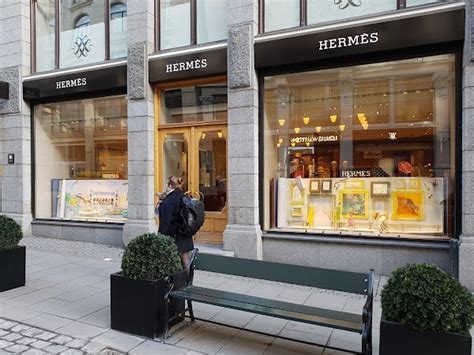 hermès oslo anmeldelser